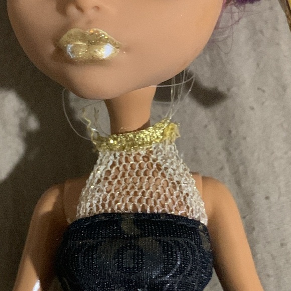 13 Wishes Clawdeen Wolf doll - Picture 9 of 10